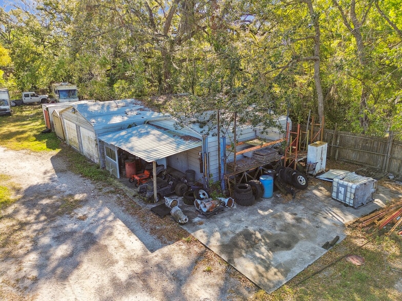 2415 E Sligh Ave, Tampa, FL for sale - Building Photo - Image 3 of 11