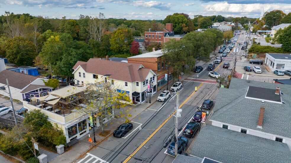 323 Main St, Wakefield, RI for sale - Building Photo - Image 3 of 17