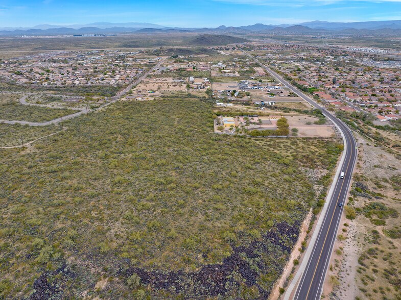 3310 W Jomax Rd, Phoenix, AZ à vendre - Photo du bâtiment - Image 3 de 10