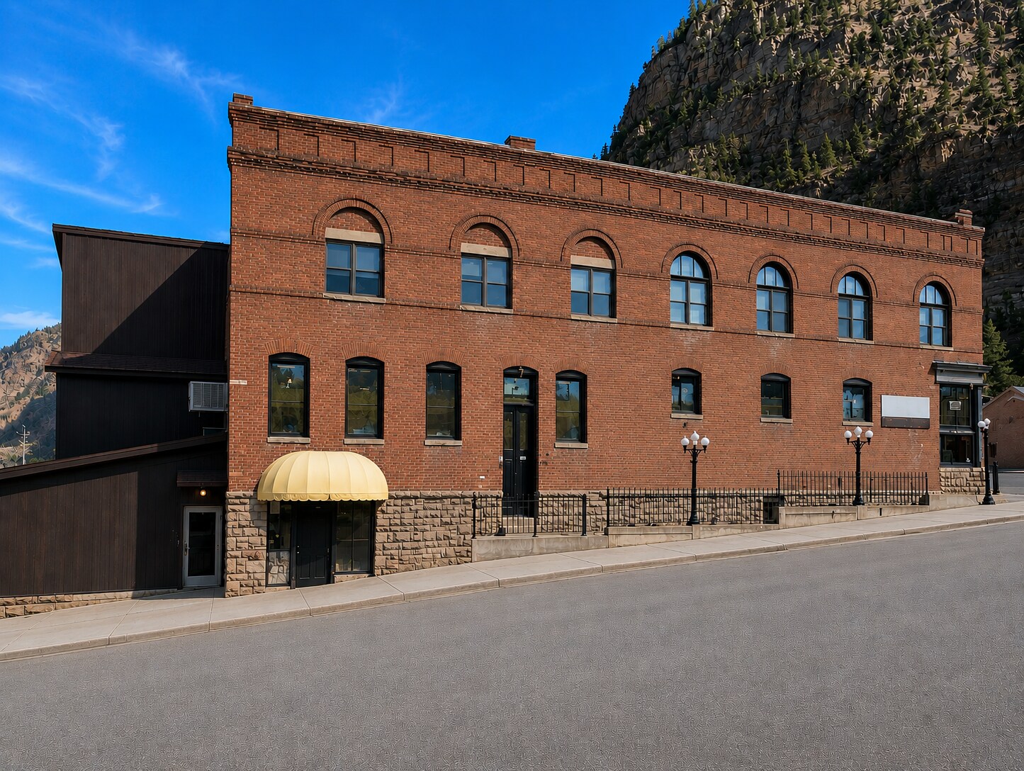 242 7th Ave, Ouray, CO à vendre Photo du bâtiment- Image 1 de 12