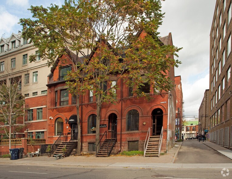 474 Richmond St W, Toronto, ON à vendre - Photo principale - Image 1 de 1