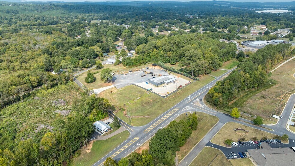 55 Cut Off Rd, Adairsville, GA à louer - Photo du bâtiment - Image 2 de 5