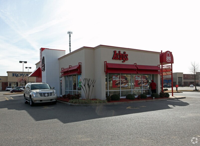 1860 N Germantown Pky, Cordova, TN à vendre - Photo du bâtiment - Image 2 de 2