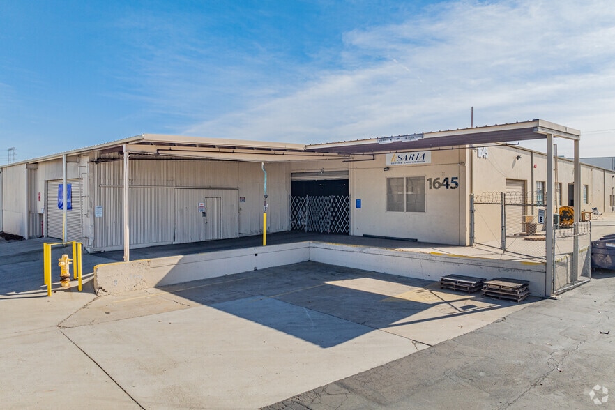 1645 Tidelands Ave, National City, CA for lease - Building Photo - Image 2 of 9