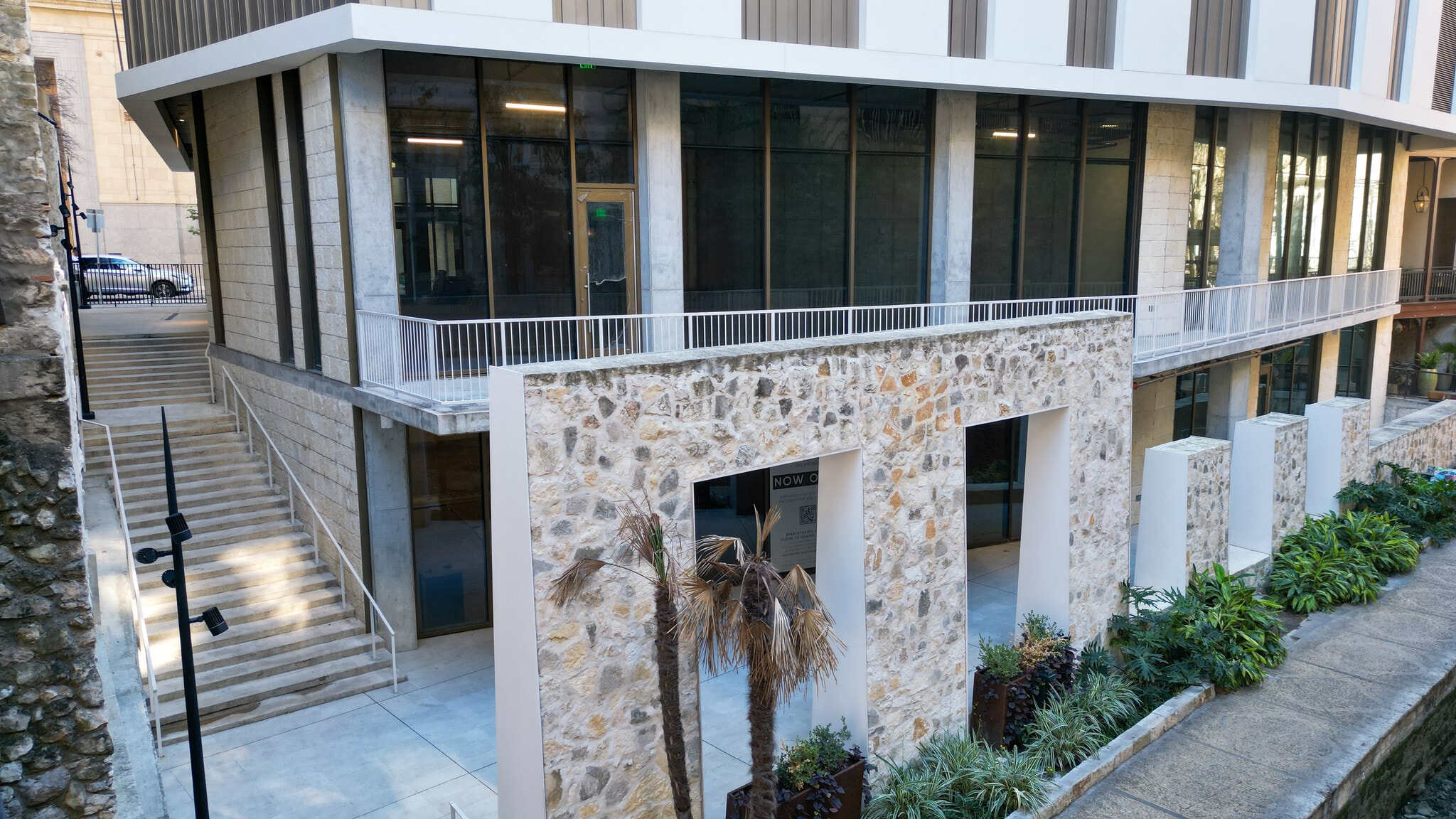 143 E Commerce St, San Antonio, TX for lease Primary Photo- Image 1 of 4