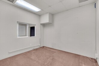 2378 & 2380 W Tahoe Ave, Caruthers, CA for lease Interior Photo- Image 1 of 2