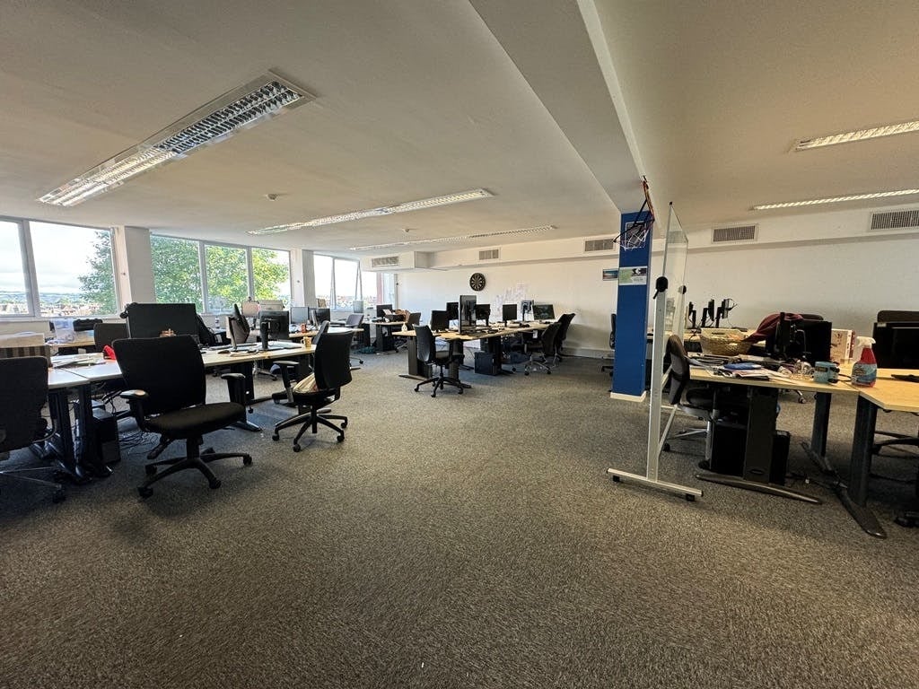 33 Kingston Crescent, Portsmouth à louer Photo intérieure- Image 1 de 9