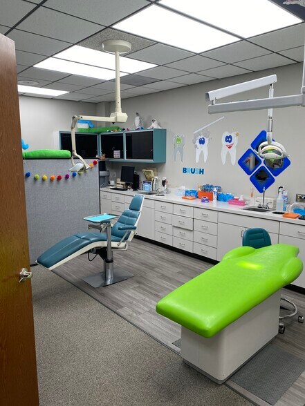 16125 Cairnway Dr, Houston, TX à vendre - Photo intérieure - Image 2 de 12