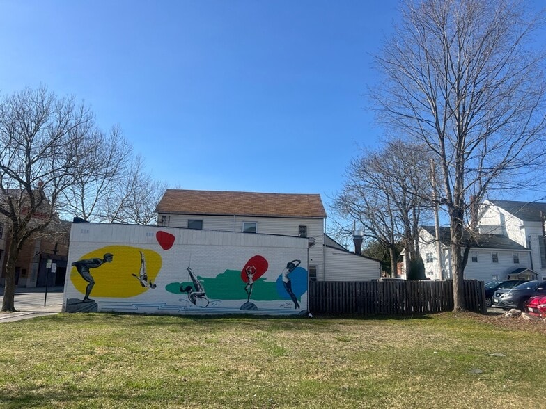 72 Center St, Ellenville, NY for sale - Building Photo - Image 3 of 14