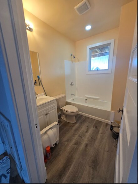 4101 Wilkens Ave, Baltimore, MD à louer - Photo du bâtiment - Image 2 de 27