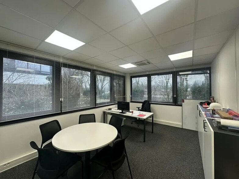 Bureau dans Strasbourg à louer - Photo intérieure - Image 2 de 4
