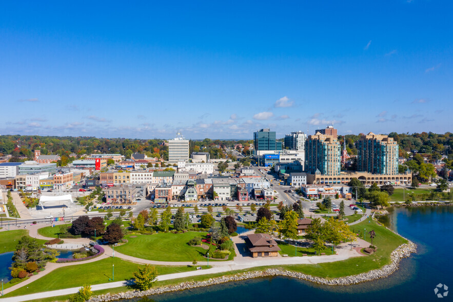 90 Collier St, Barrie, ON for lease - Aerial - Image 3 of 7