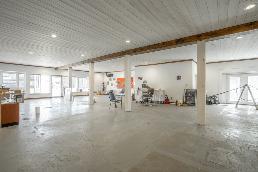 1025 S Westwood Blvd, Poplar Bluff, MO for sale - Building Photo - Image 3 of 7