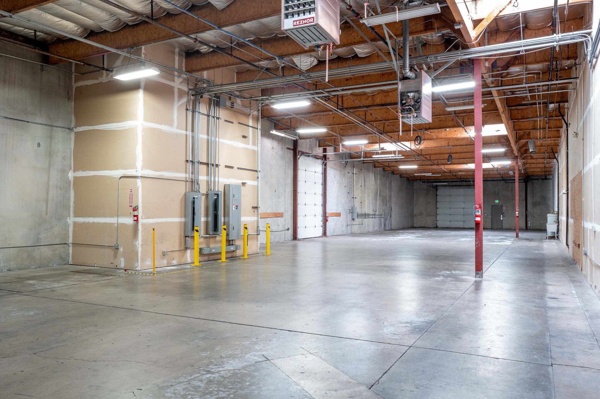 2180 S McDowell Blvd, Petaluma, CA for sale Interior Photo- Image 1 of 5