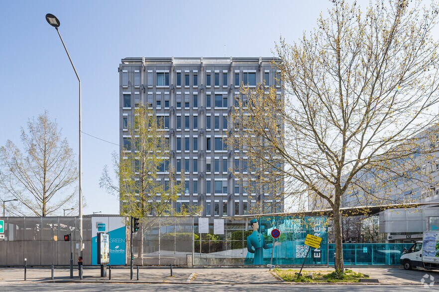 39-53 Boulevard Ornano, Saint-Denis for lease - Building Photo - Image 3 of 3