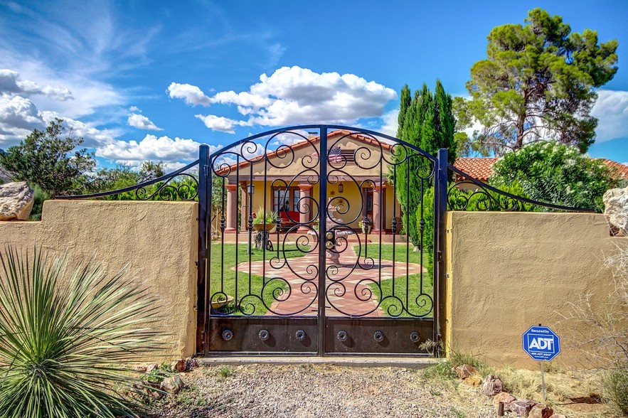 12050 S Desert Sanctuary Rd, Benson, AZ à vendre - Photo du bâtiment - Image 1 de 1