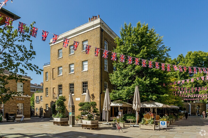 86 Duke Of York Sq, Londres à louer - Photo du bâtiment - Image 2 de 4