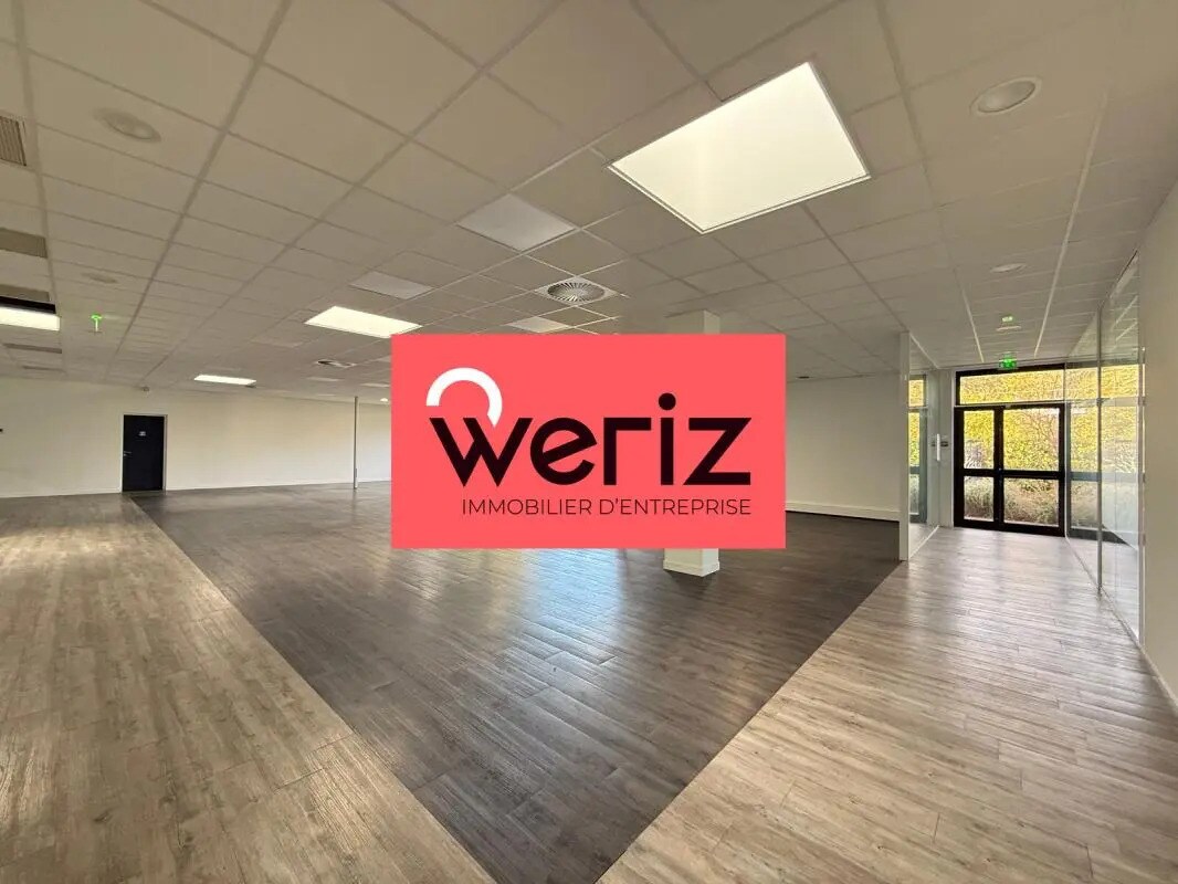 Office in Aix-en-Provence for lease Building Photo- Image 1 of 13