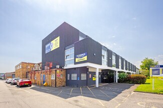 Plus de détails pour Monckton Rd, Wakefield - Coworking à louer
