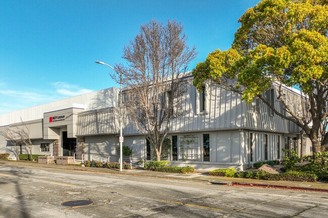 Plus de détails pour 2300 Polvorosa Ave, San Leandro, CA - Industriel à louer