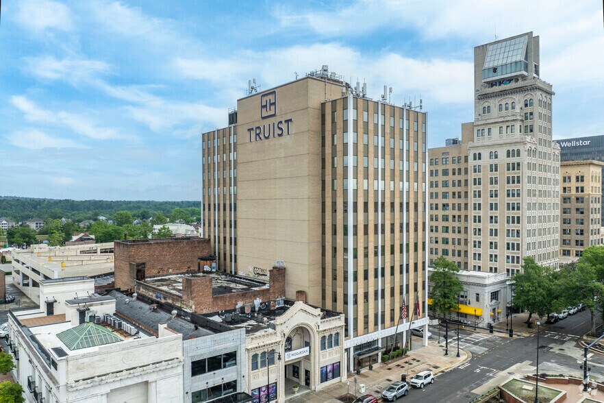 801 Broad St, Augusta, GA à louer - Photo du bâtiment - Image 2 de 5