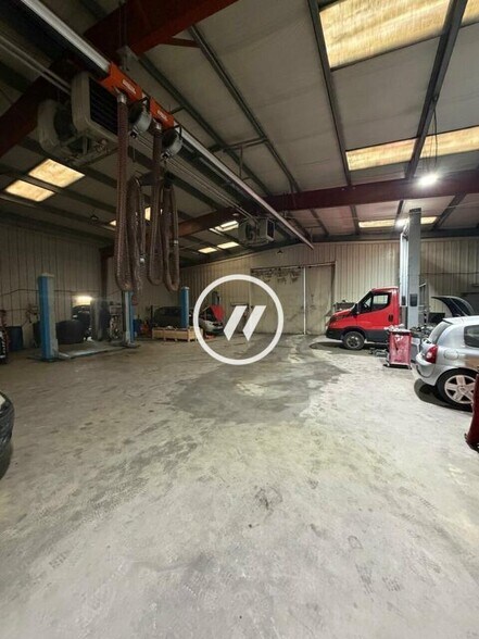 Flex in Chambly for sale - Interior Photo - Image 1 of 4