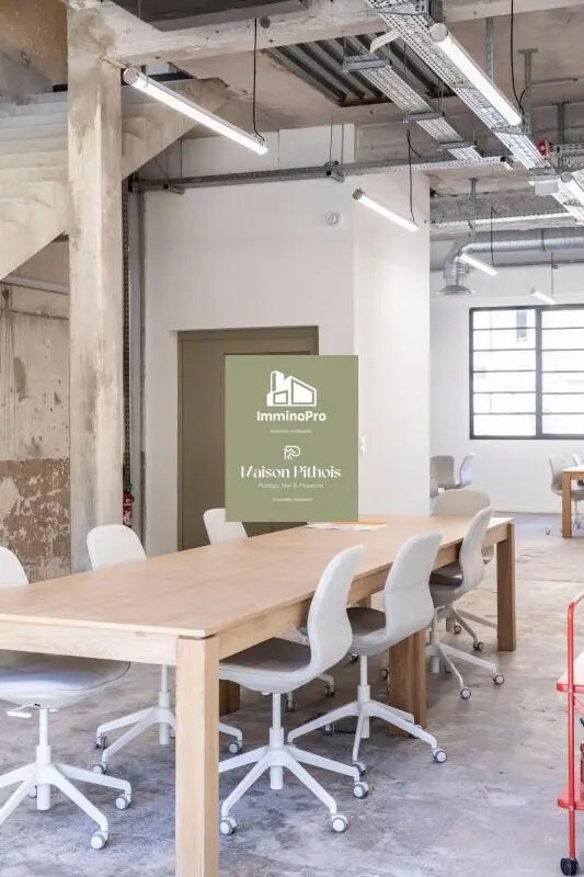 Office in Marseille for lease Interior Photo- Image 1 of 4