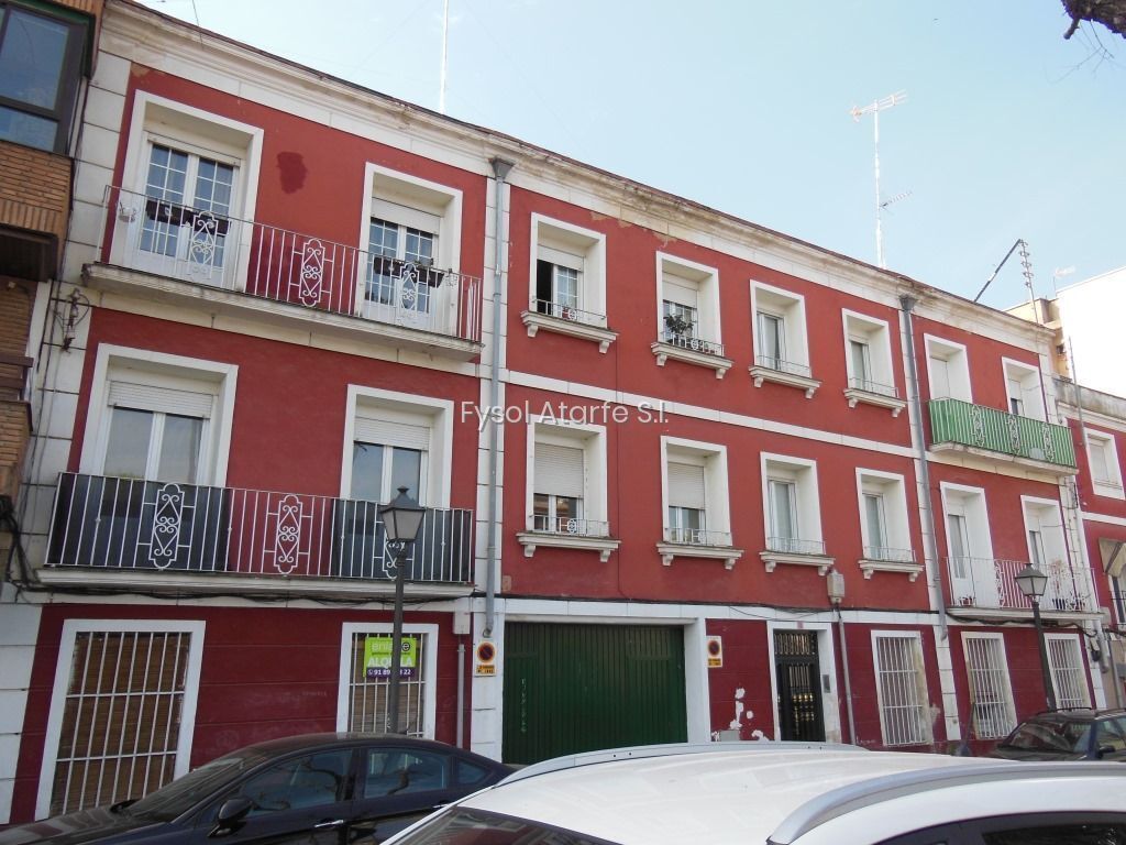 Immeuble residentiel dans Aranjuez, Madrid à vendre Photo principale- Image 1 de 12