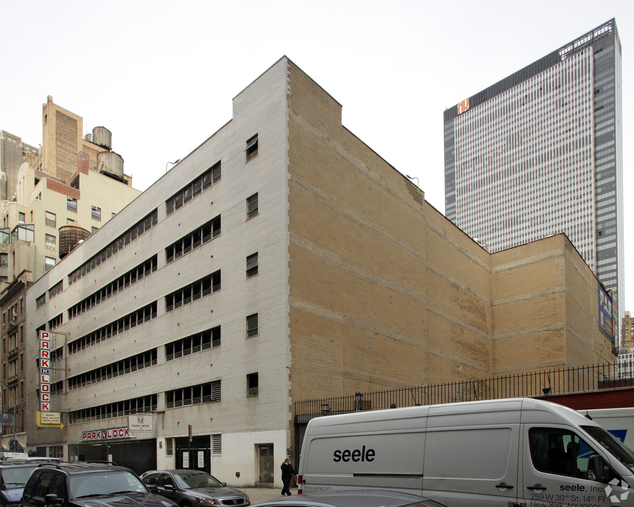 220 W 31st St, New York, NY à louer Photo principale- Image 1 de 4