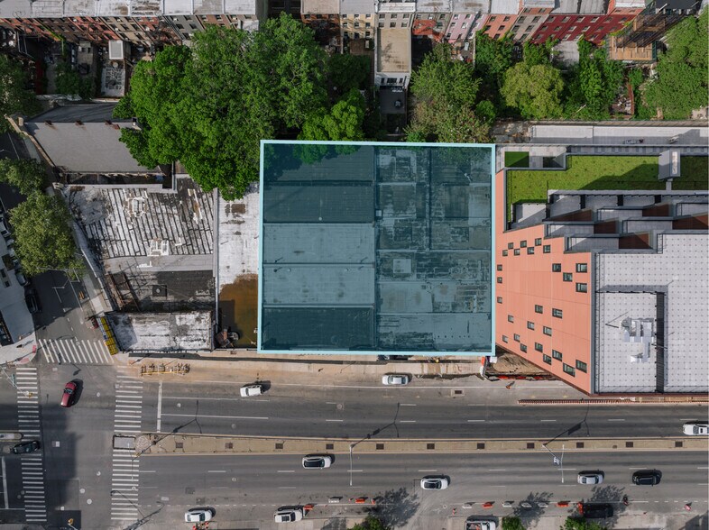 1029 Atlantic Ave, Brooklyn, NY à vendre - Photo du bâtiment - Image 3 de 4