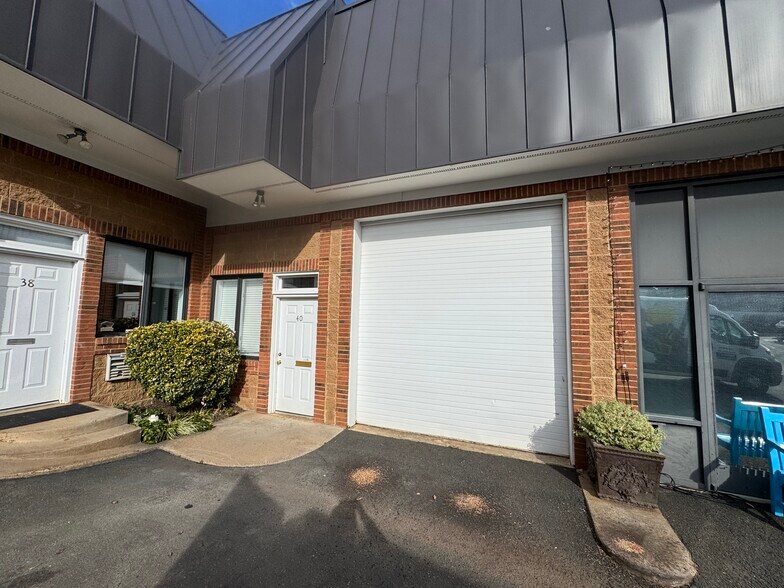 40 N 5th St, Warrenton, VA à vendre - Photo principale - Image 1 de 6