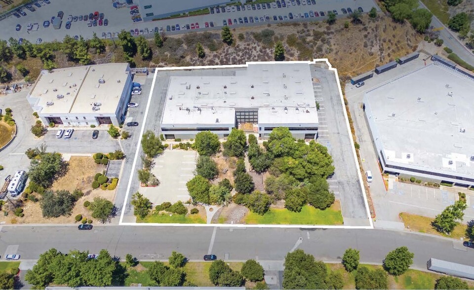 25167-25169 Anza Dr, Valencia, CA à vendre - Aérien - Image 2 de 24