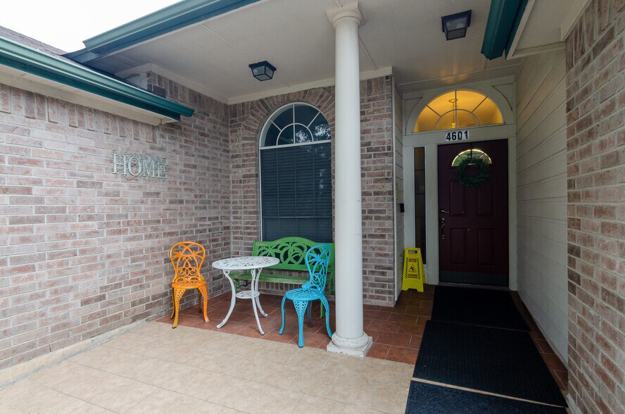 4601 Chesney Ridge Dr, Austin, TX à vendre - Photo du bâtiment - Image 2 de 27