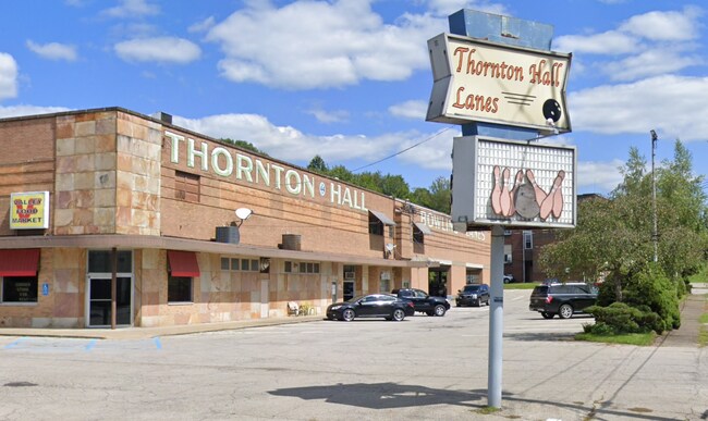 Plus de détails pour 1216 Hall Ave, Sharon, PA - Commerce de détail à vendre