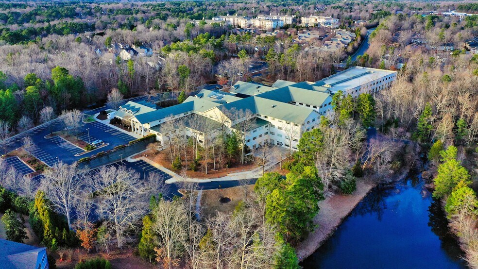 8300 Health Park, Raleigh, NC à louer - Photo du bâtiment - Image 2 de 7
