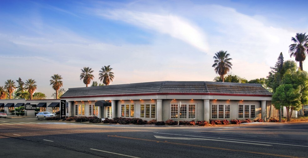 9792 Highway 99, Live Oak, CA à louer - Photo du bâtiment - Image 1 de 18