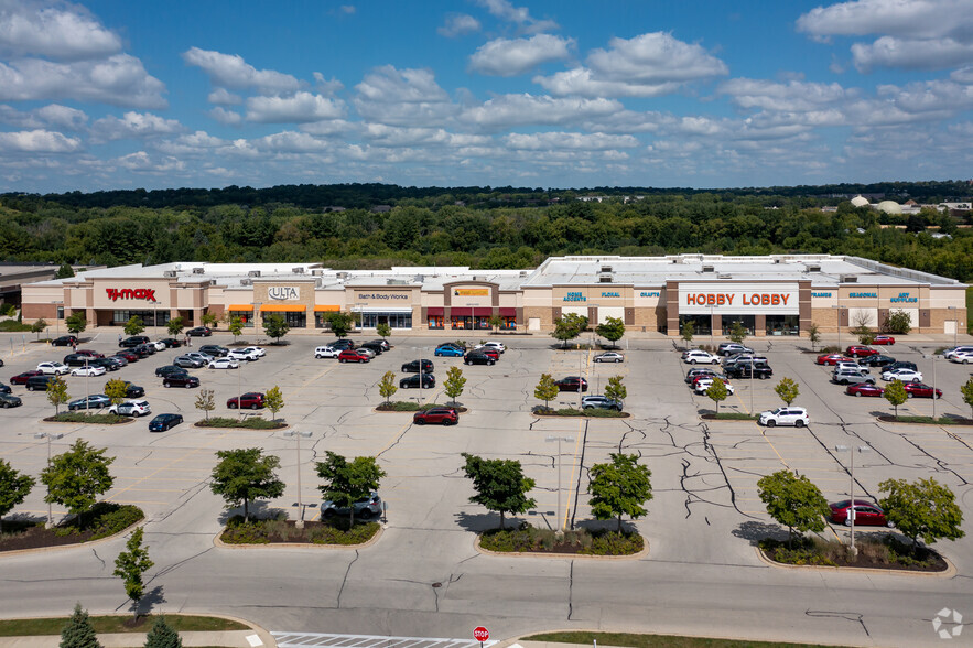 Sunset Dr, Waukesha, WI for lease - Building Photo - Image 2 of 23