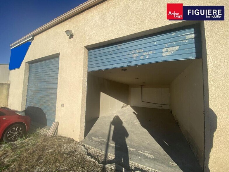 Flex in Eyguieres for lease - Building Photo - Image 2 of 7