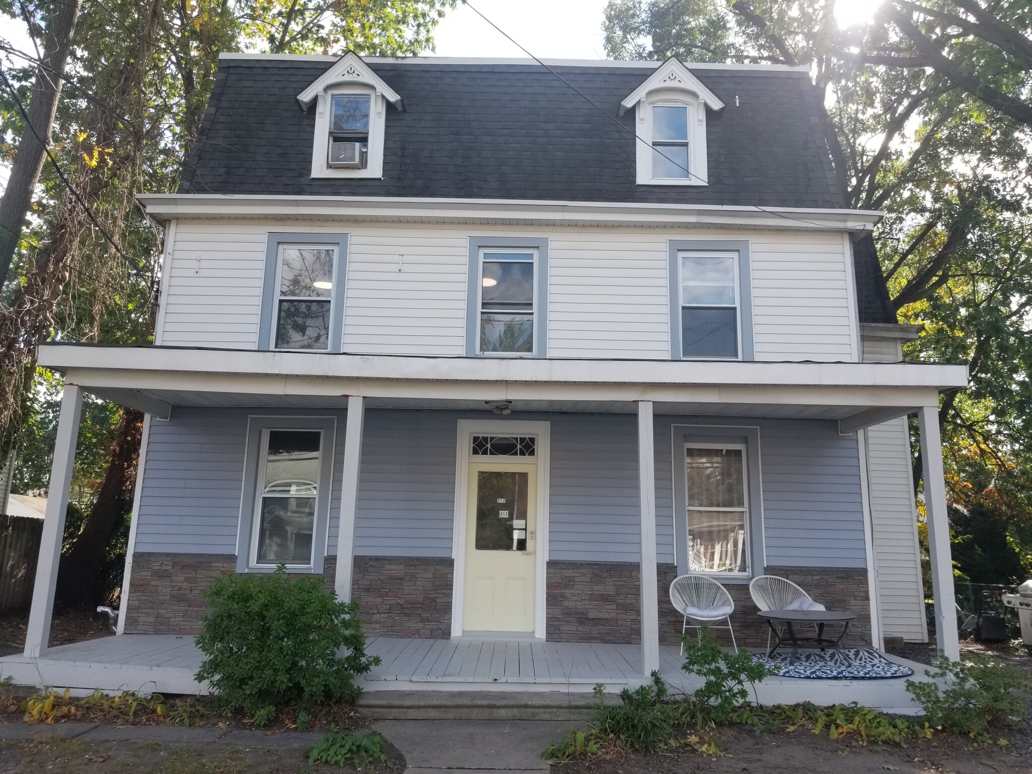 212 Warren St, Beverly, NJ for sale Primary Photo- Image 1 of 15