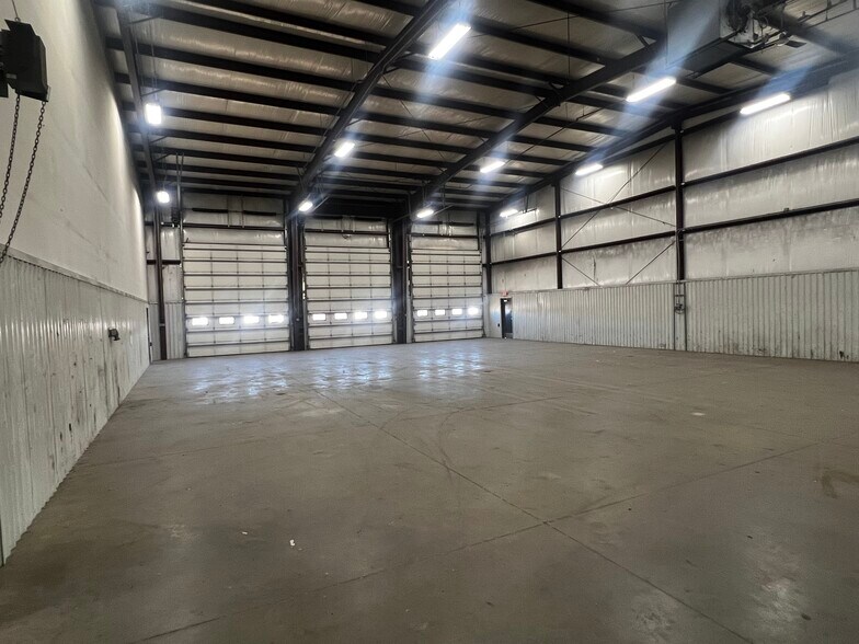 9010 Hall St, Saint Louis, MO for sale - Building Photo - Image 3 of 25