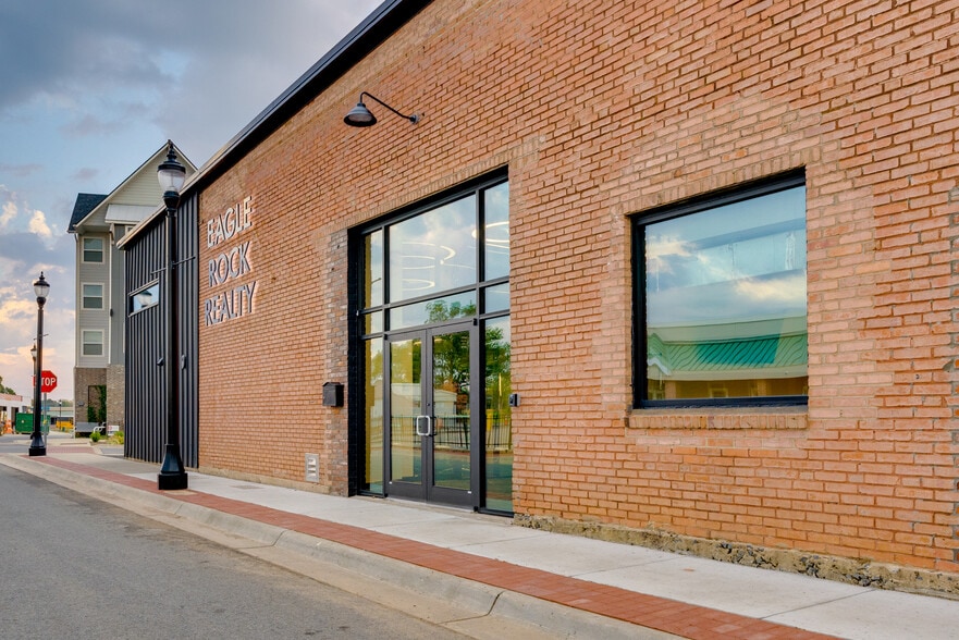 1090 Spencer St, Conway, AR for lease - Building Photo - Image 2 of 14