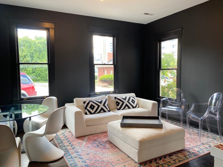 311 22nd Ave N, Nashville, TN à louer - Photo intérieure - Image 3 de 18