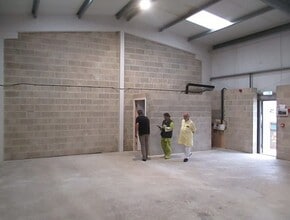 Thorncliffe Rd, Bradford for lease Interior Photo- Image 2 of 2