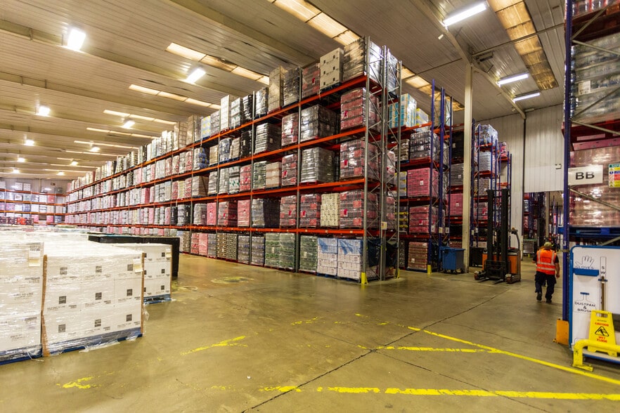 Eismann Way, Corby for lease - Building Photo - Image 2 of 3