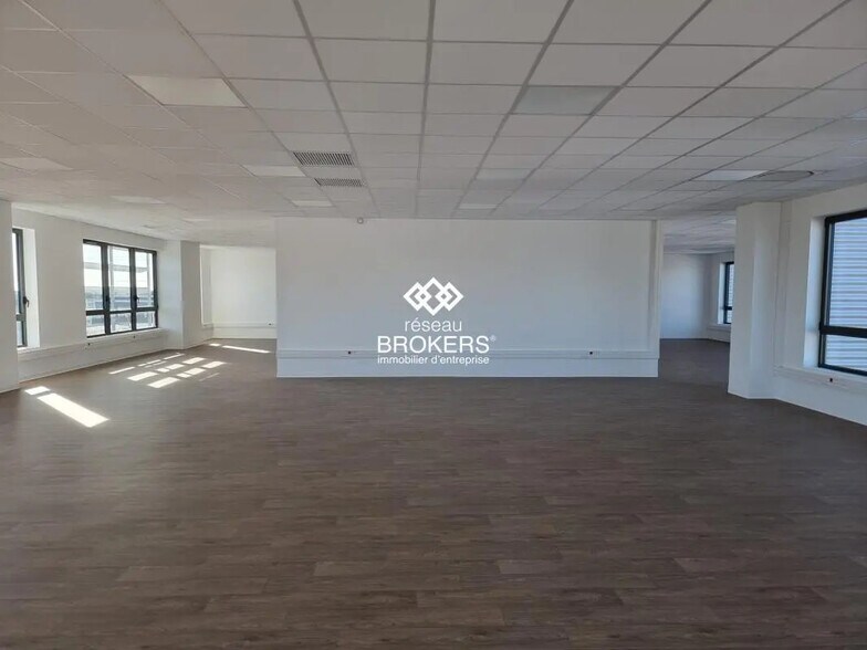 Office in Montpellier for lease - Interior Photo - Image 2 of 4