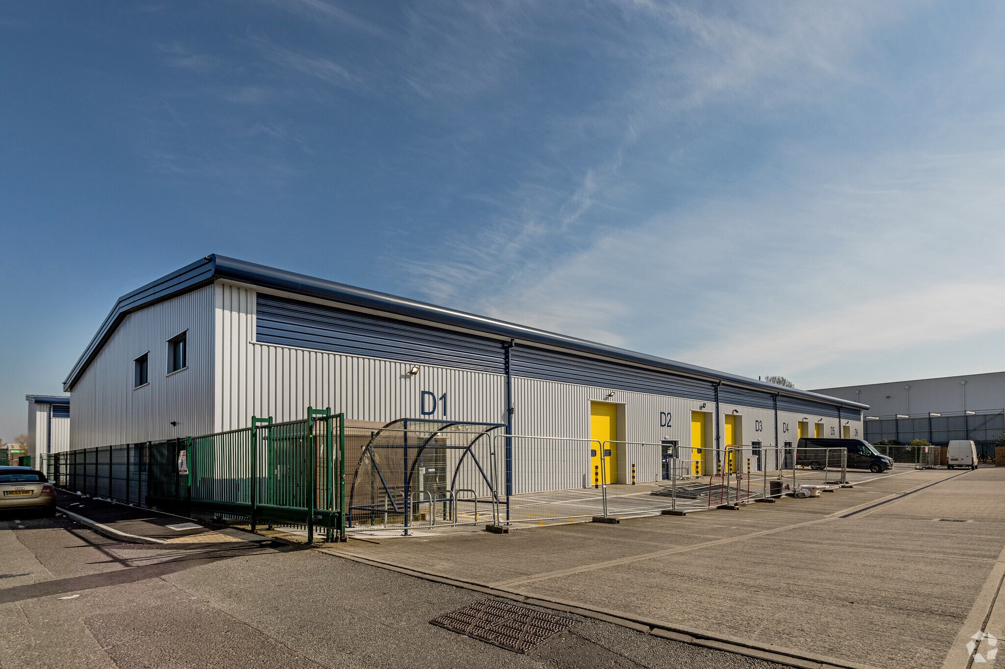 Church Manorway North, Belvedere for lease Primary Photo- Image 1 of 4