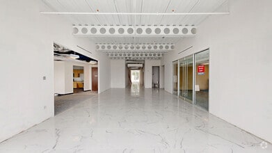 2700 SE S St, Bentonville, AR à louer Numérisation 3D de Matterport- Image 1 de 5