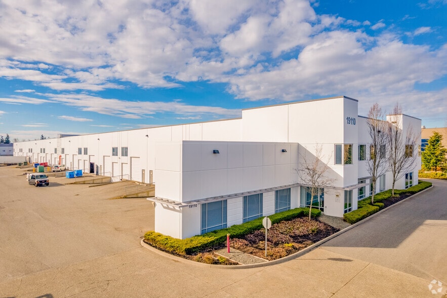 19110 24th Ave, Surrey, BC for lease - Building Photo - Image 1 of 14