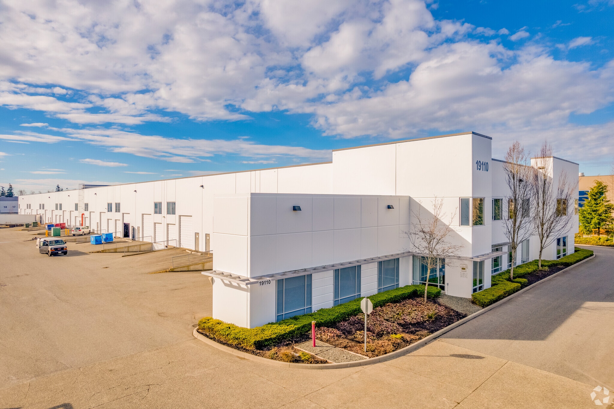 19130 24 Av, Surrey, BC for lease Primary Photo- Image 1 of 5