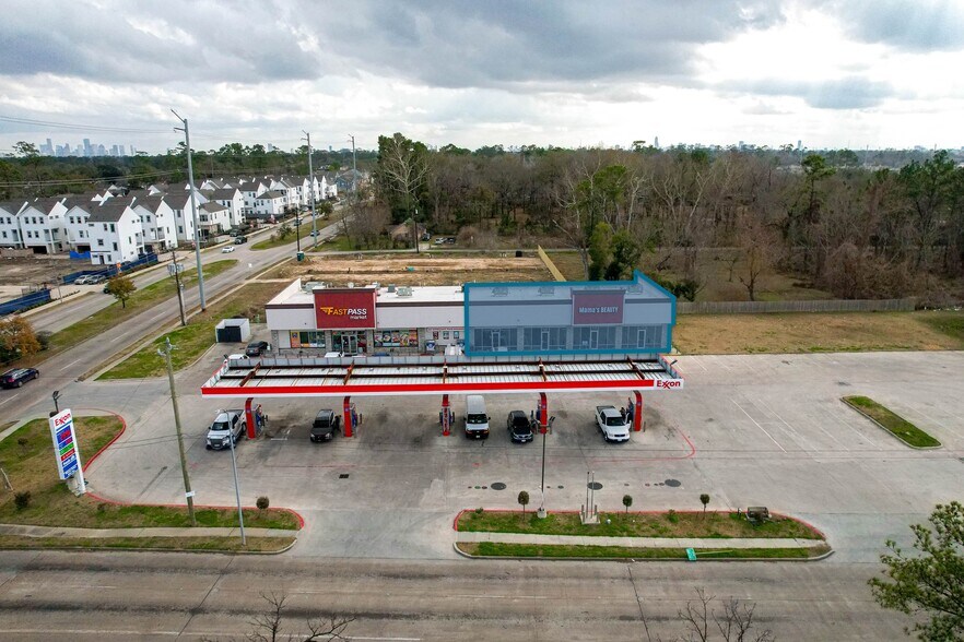 1183 W Tidwell Rd, Houston, TX à louer - Photo du bâtiment - Image 1 de 7